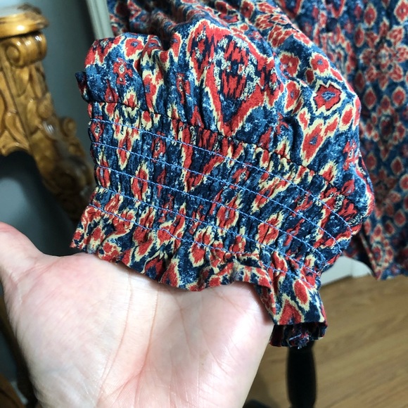 Beachlunchlounge Long Sleeves Smock Button Top - Picture 5 of 7